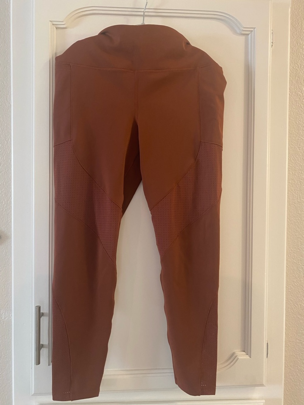 CALIA rust  activewear bottom, size Large 3/4 leg